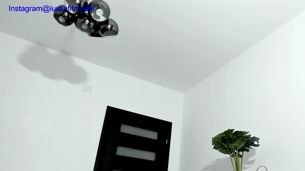 iustinmucle95 05-11-2025 video legs