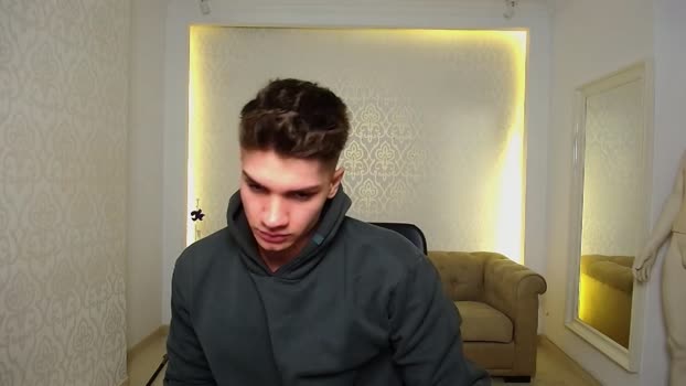 maxkaiden 08-11-2025 video yummy