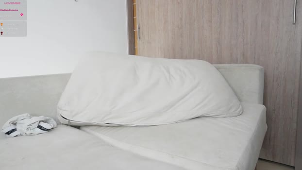 andy_weld 10-11-2025 video kissing