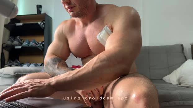 couplemuscle40 09-11-2025 video bj-dildo