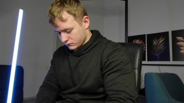 eric_poston 11-11-2025 video nude