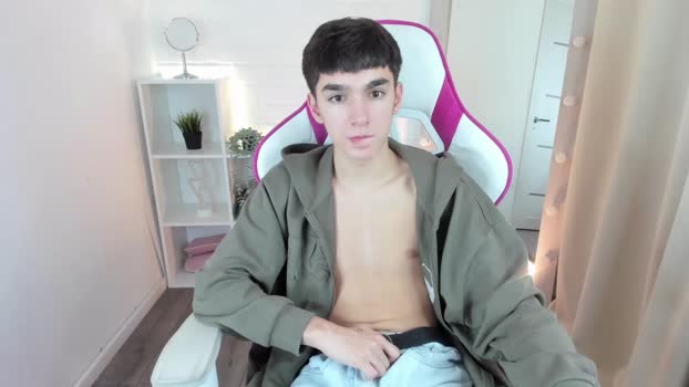 yamitwink 16-11-2025 video striptease