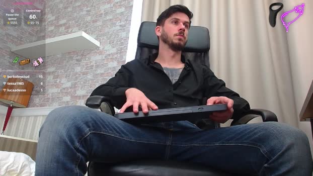 jonahshaw 17-11-2025 video kinky