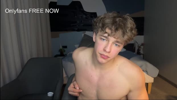 lukedesirable 16-11-2025 video lick