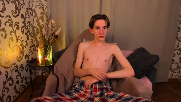 ted_lunn 18-11-2025 video bigdick