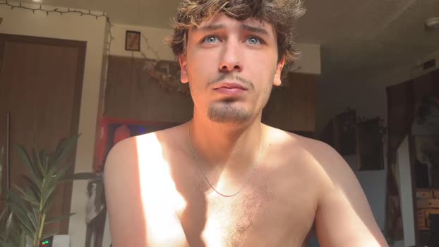 dylandaniel69 18-11-2025 video show