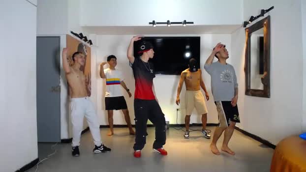 anghelytos 24-11-2025 video handsome