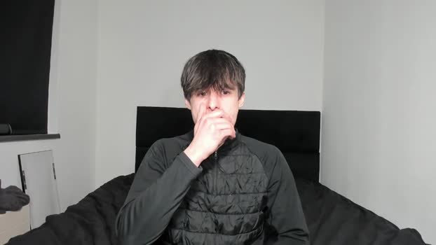 skinnyguywithbigd 26-11-2025 video kissing