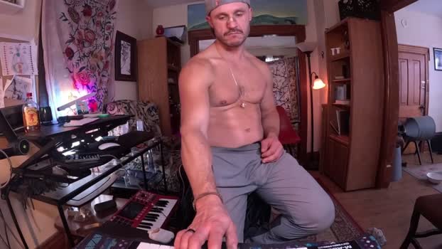 straightishd 29-11-2025 video beauty