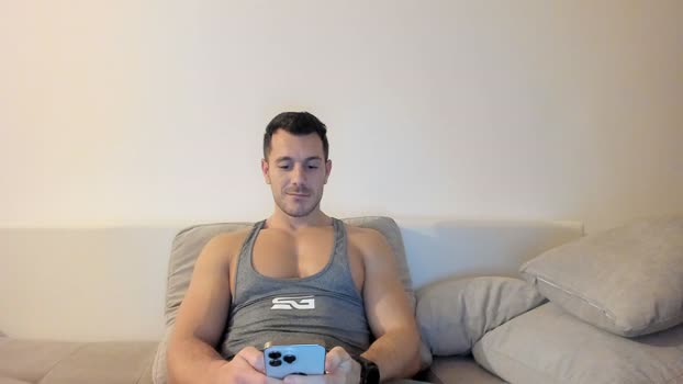 roberto4ever 04-12-2025 video nude