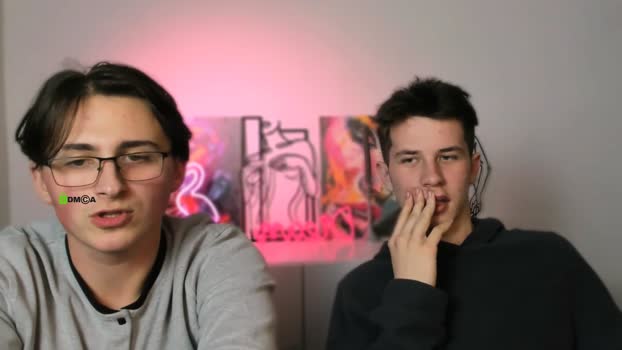 leo_valor 06-12-2025 video fingers