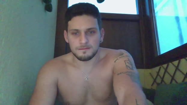 roberto_twink1 06-12-2025 video sex