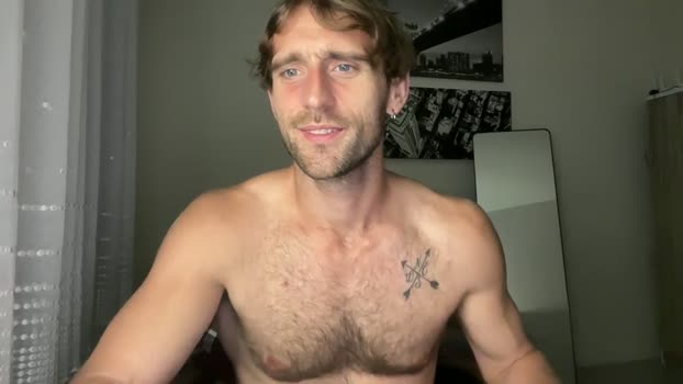 lukegunn22 08-12-2025 video kissing