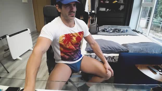 latino23bom 15-12-2025 video kiss