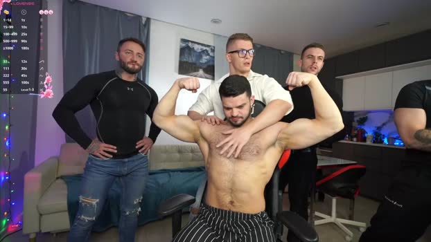 muscularfriend 14-12-2025 video gay