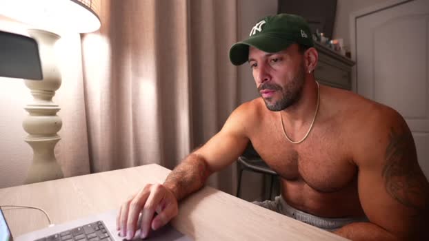 brucestryker 23-12-2025 video analsex