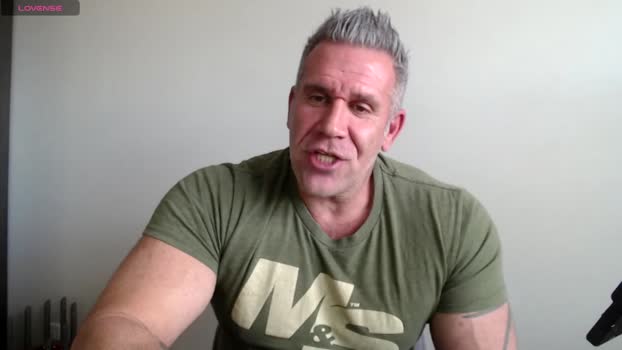 straightmuscleandmore 22-12-2025 video Pretty