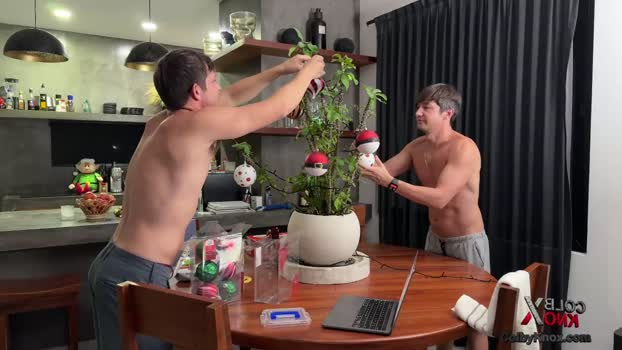 colbyknox 25-12-2025 video beauty