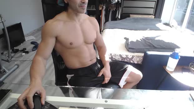 latino23bom 30-12-2025 video kiss