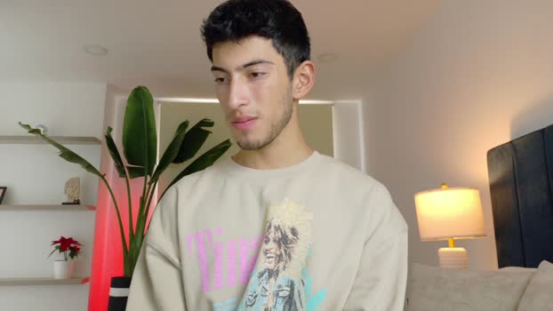 ethan_skiny_ 31-12-2025 video yummy