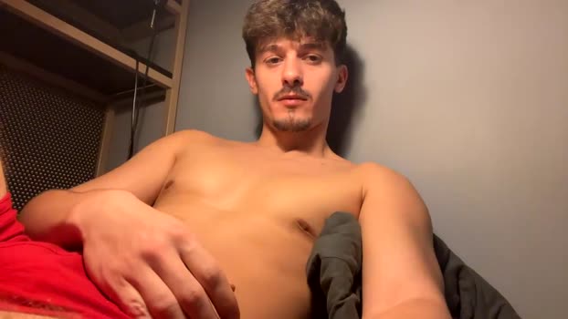 vincentprice69 30-12-2025 video spanking