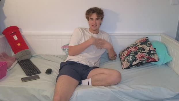 alex83530 31-12-2025 video show