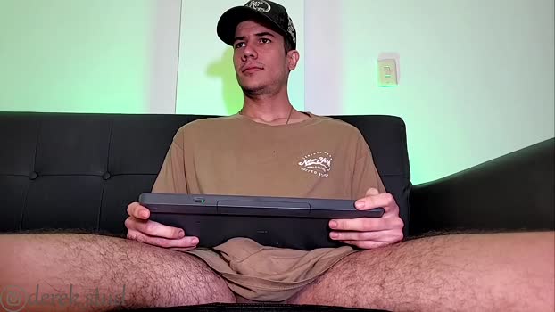 derek_stud_ 12-01-2026 video spank