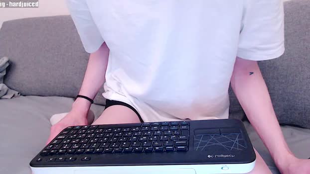 pawclaw 13-01-2026 video horny