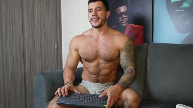 garret_alvin_ 15-01-2026 video kissing