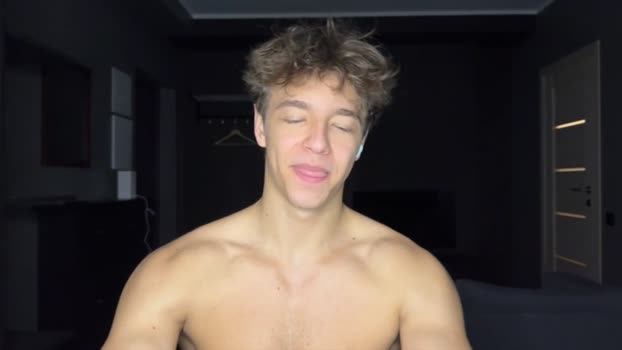 lukedesirable 15-01-2026 video legs