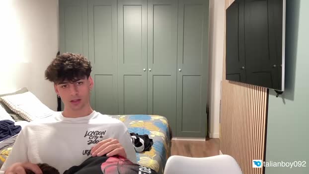 italianboy092 25-01-2026 video bigtoys