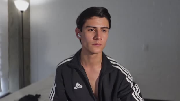 hey_cesard 03-02-2026 video legs