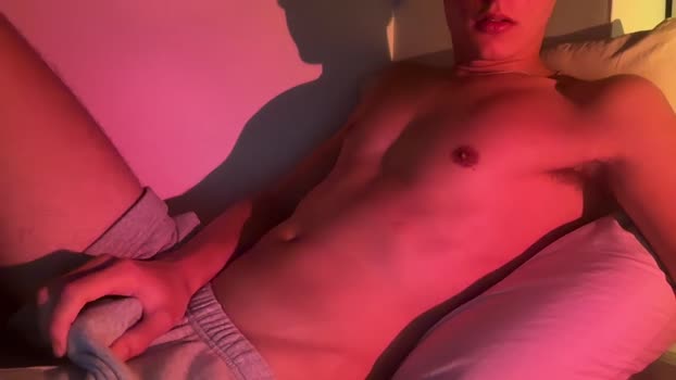 travvy19 17-02-2026 video suckshow