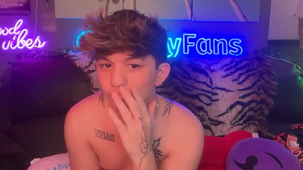 eastinwestin 07-03-2026 video love