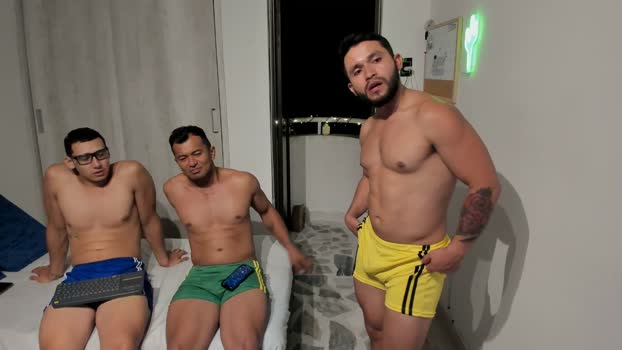 travis_bakerr 15-03-2026 video sexybody