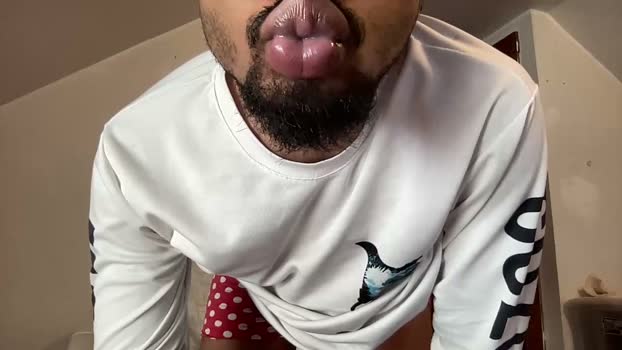 outofhisleague_ 18-03-2026 video striptease