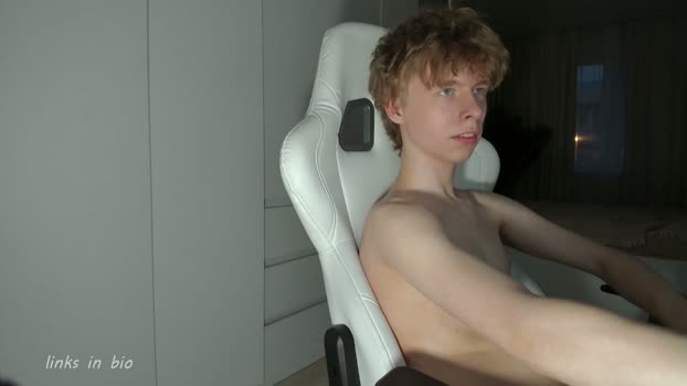 wawesuck 22-03-2026 video fuckface