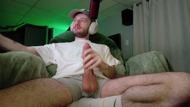 digbicknik 28-03-2026 video Naked