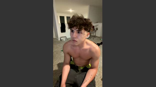 itsleoblaze 01-04-2026 video striptease