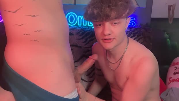 eastinwestin 06-04-2026 video twink