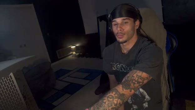 kylewhitedgs 07-04-2026 video striptease