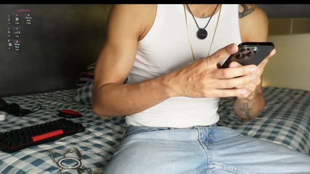 vito_benz 12-04-2026 video kiss