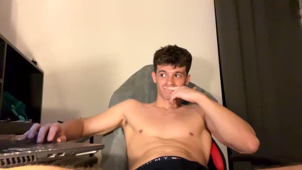 vincentprice69 15-04-2026 video play