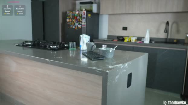 theohawke_ 16-04-2026 video big