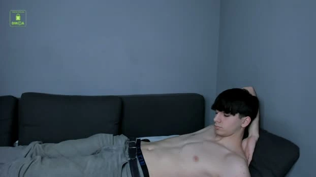hotflirtyfella 18-04-2026 Gay Naked ass Video