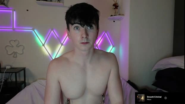 alfiegreenxxx 19-04-2026 Gay show fingers Video