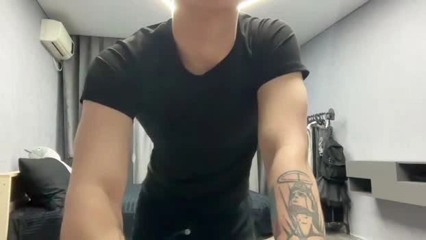 maxwoolf 18-04-2026 Gay lick jerkoff Video