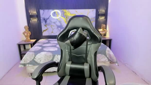 dark_desiree18 20-04-2026 Gay skinny suckshow Video