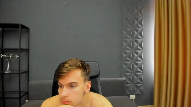 bradyflint 21-04-2026 Gay bigass juicy Video