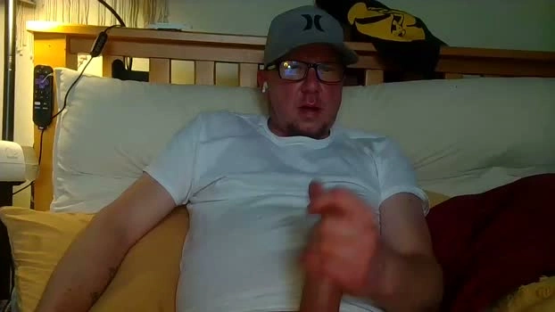 hungsingledad79 21-04-2026 Gay wank sexybody Video